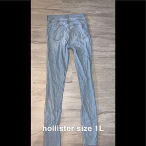 Hollister jeans